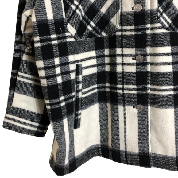 ZARA Black and White Plaid Oversized Shacket - Picture 8 of 13